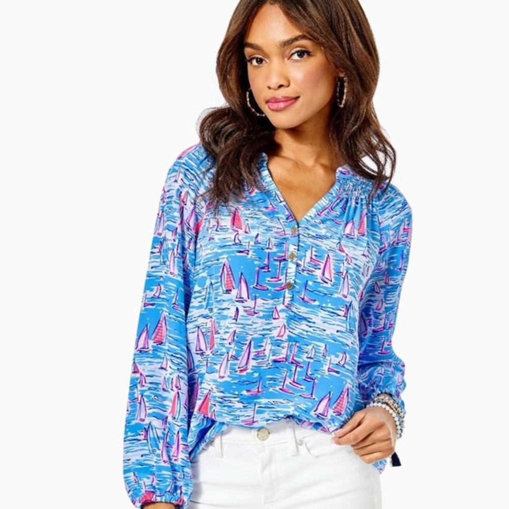 Lilly Pulizer Elsa Top in the print “Boatylicious”